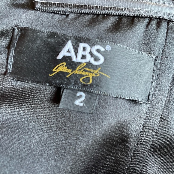 Gorgeous never worn cocktail dress - Picture 5 of 5